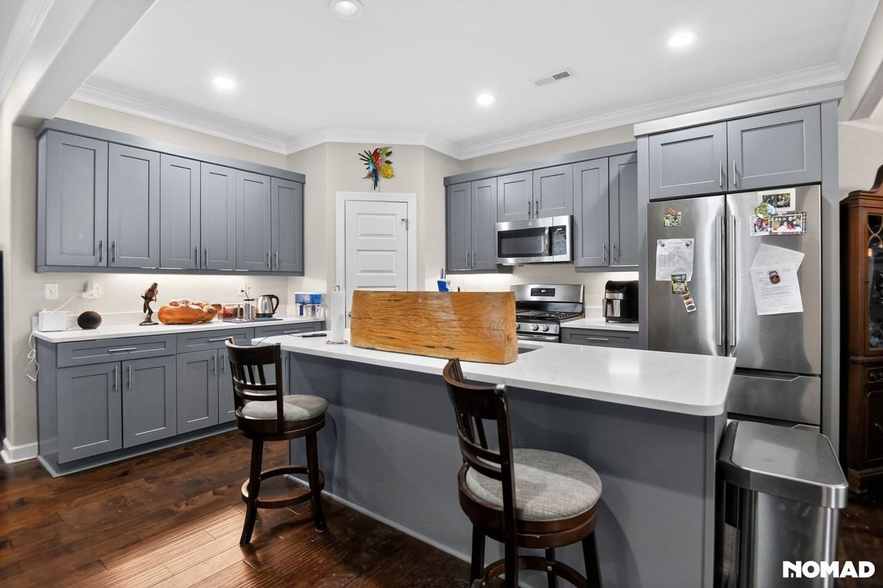 9538 13th Bay St - Photo 5 of 35