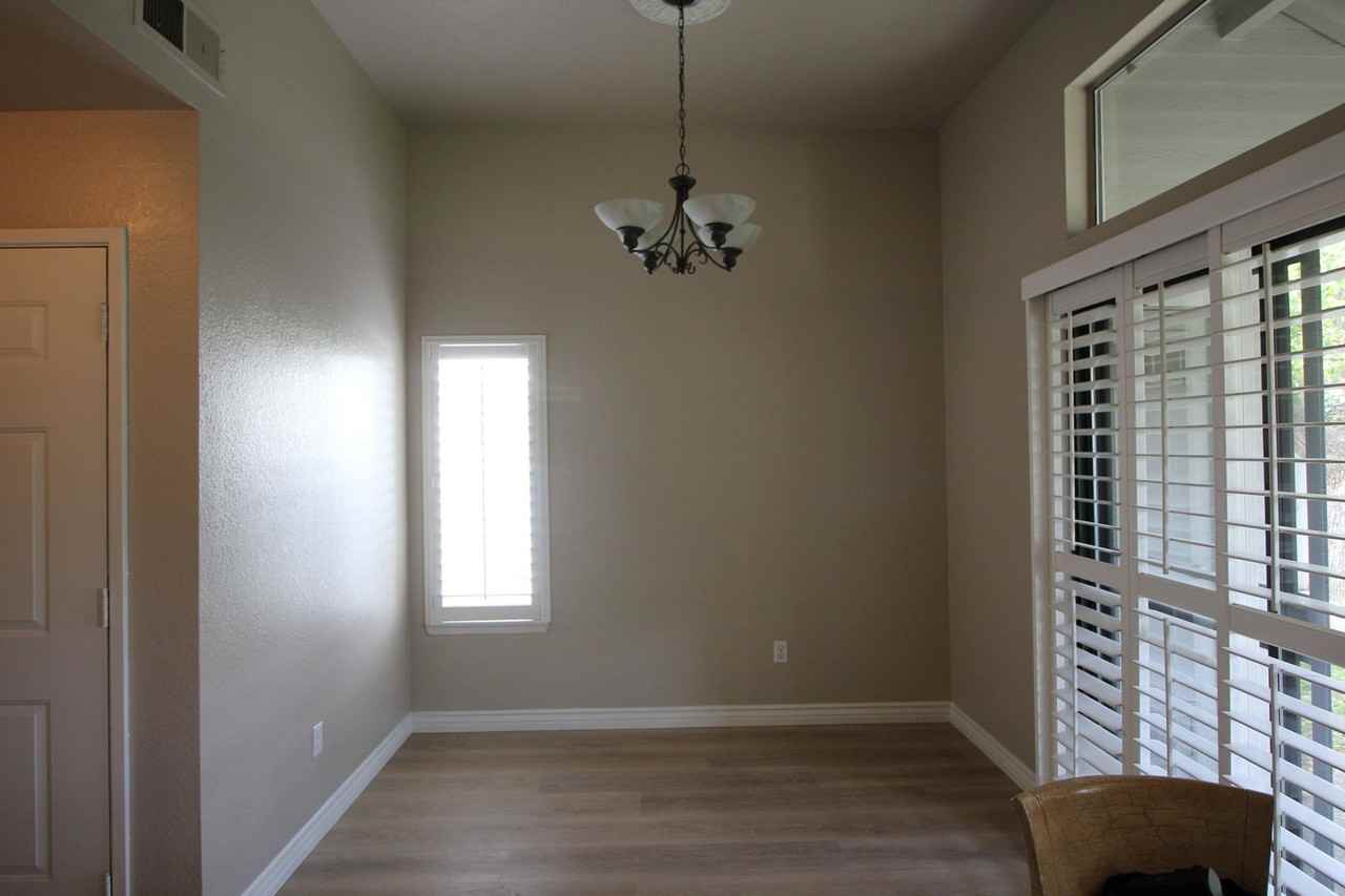 8000 Kroll Way #115 - Photo 4 of 11