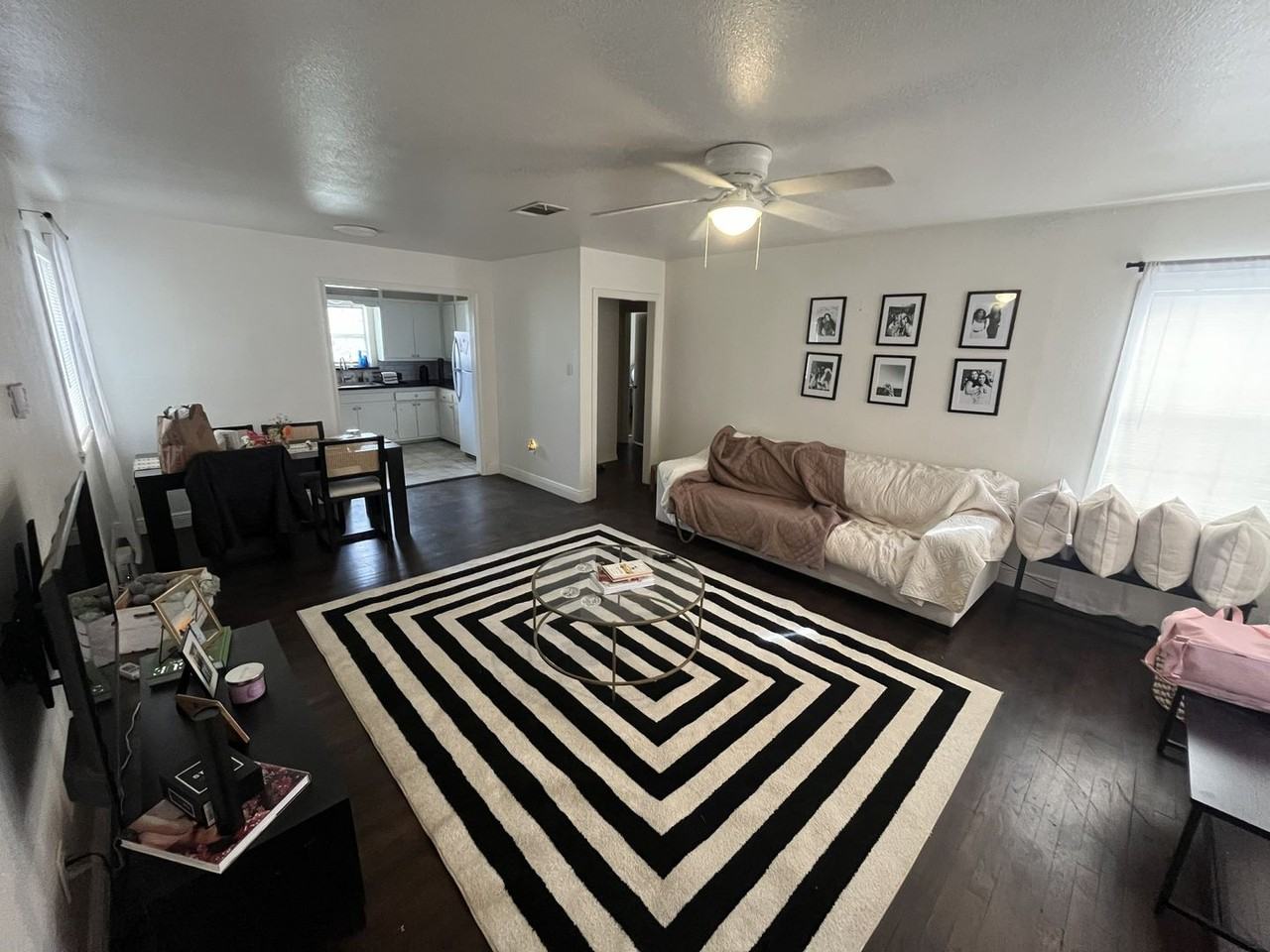 3116 33rd St - Photo 2 of 7