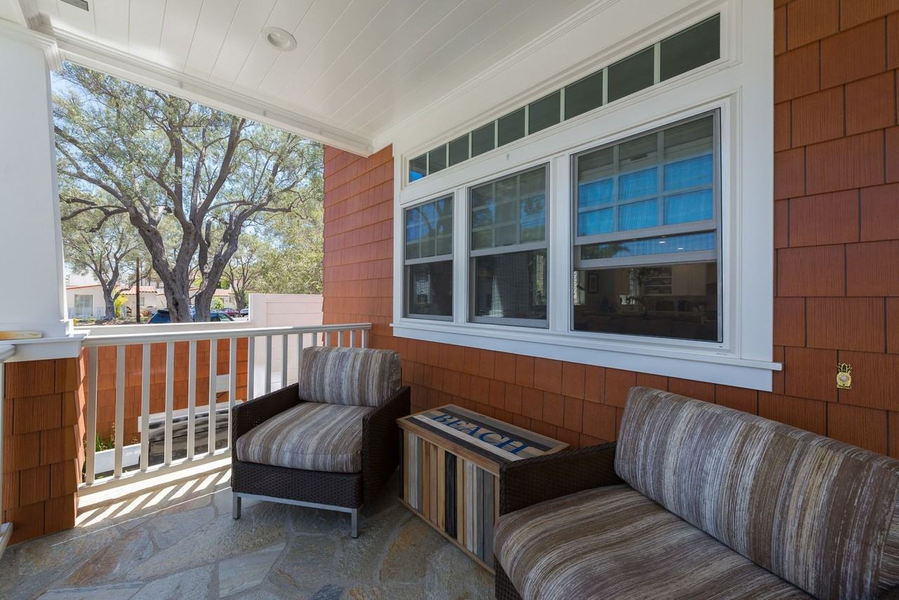 734 Olive Ave - Photo 5 of 31