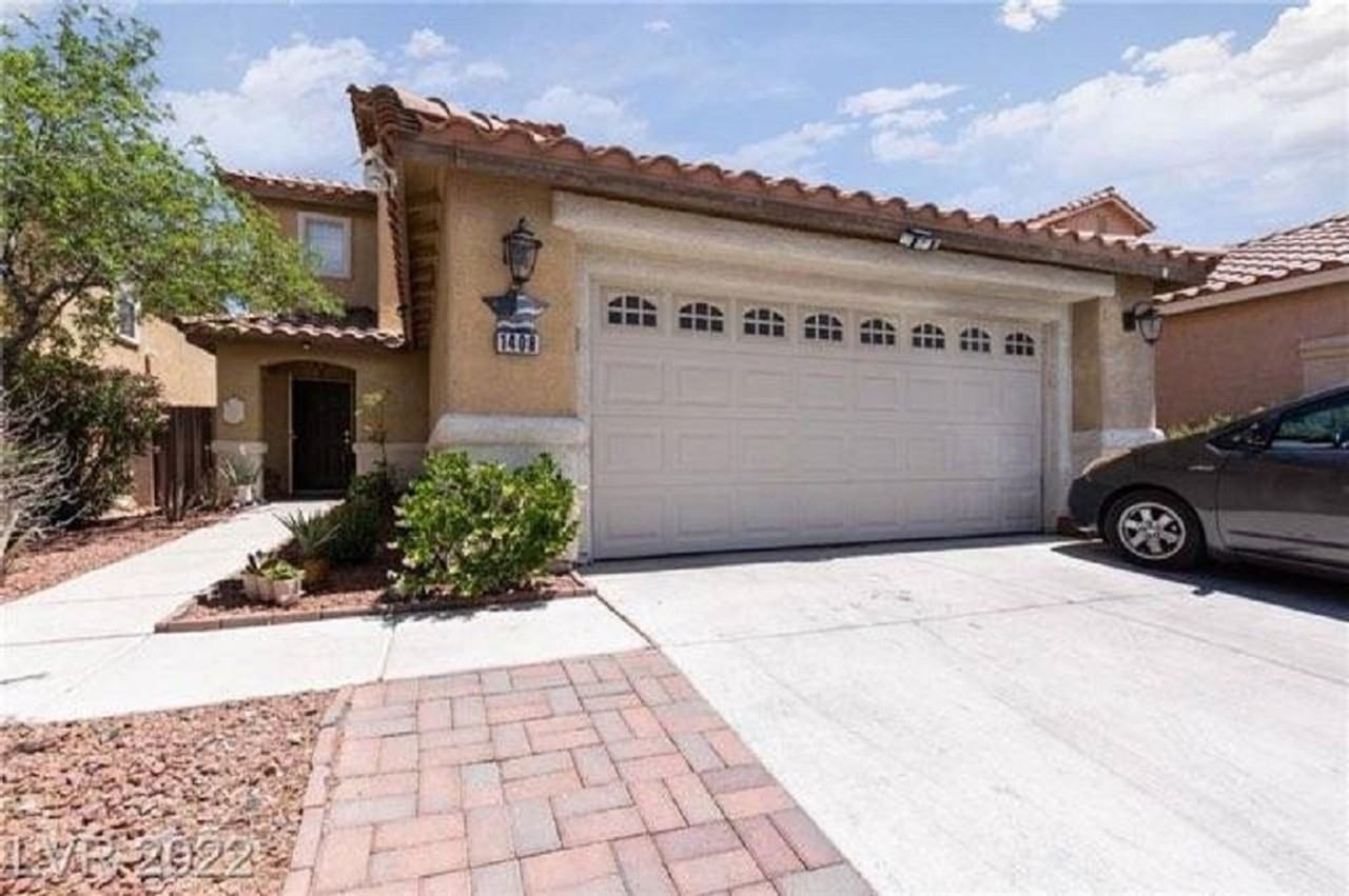 1408 Swanbrooke Dr - Photo 2 of 50