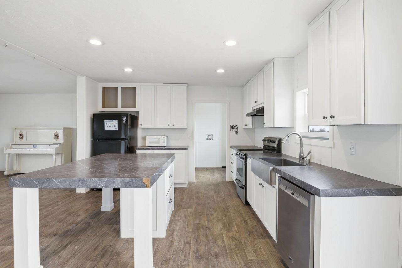 26220 Big Springs Rd #1 - Photo 4 of 43