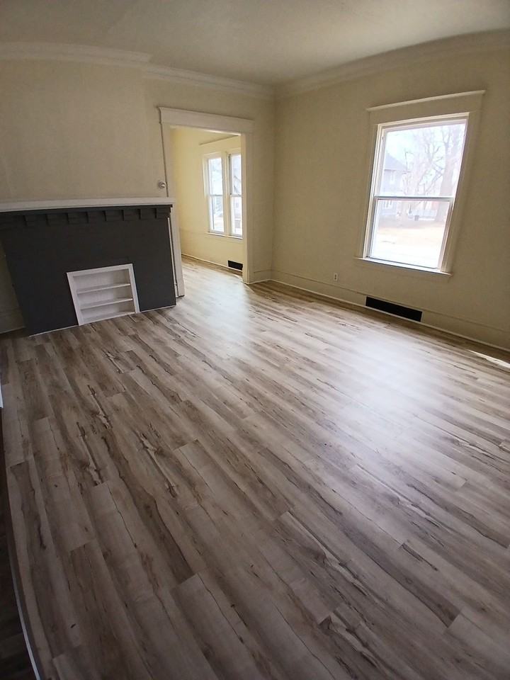 730 Ashland Ave #1 - Photo 4 of 12