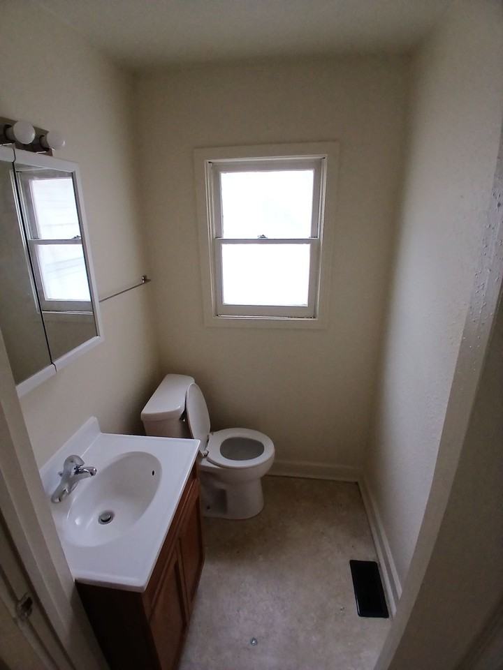730 Ashland Ave #1 - Photo 7 of 12