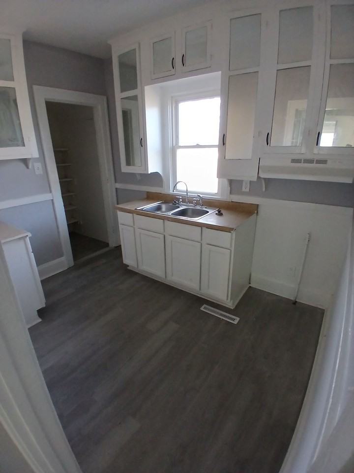 2011 School St #1 - Photo 4 of 10