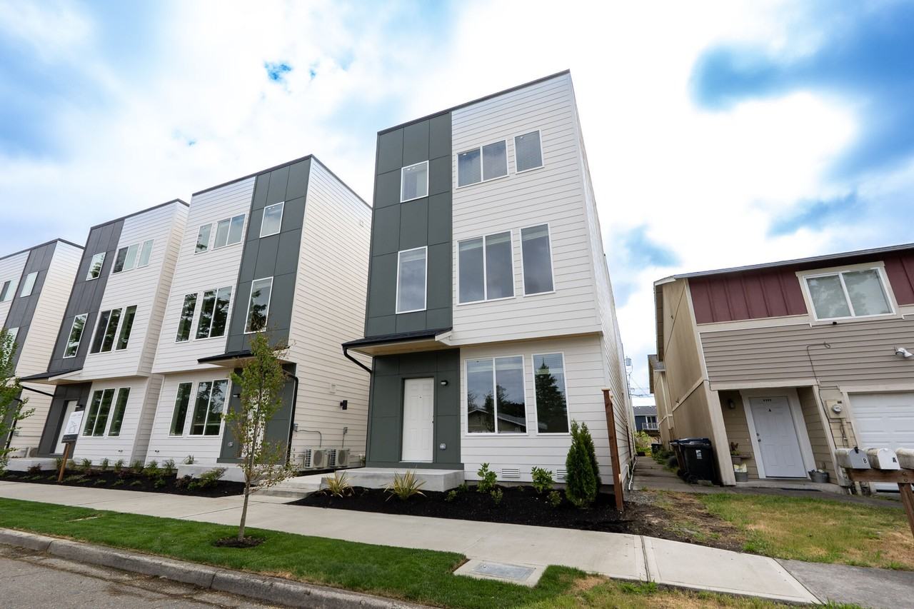 4315 S Alder - Photo 5 of 20