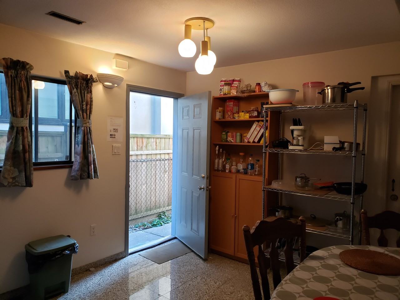 5186 Bursill St - Photo 2 of 14