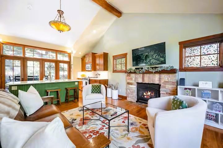 738 Skyline Dr #1 - Photo 2 of 32