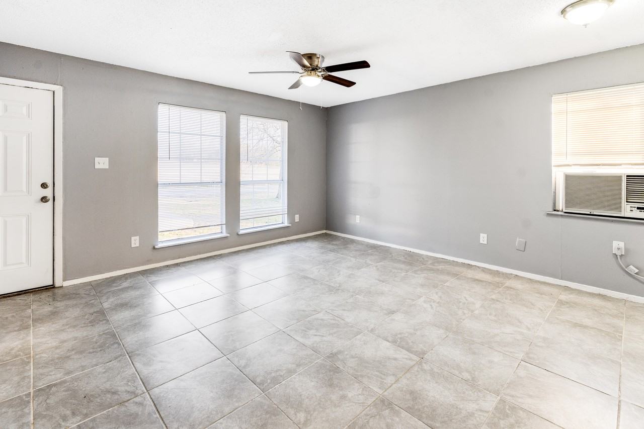 514 Frazier St #1 - Photo 2 of 27