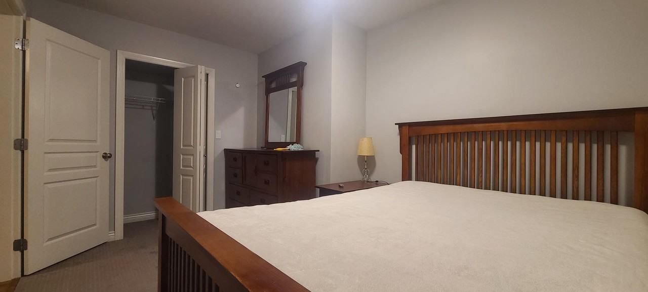 3435 148 Street - Photo 7 of 8