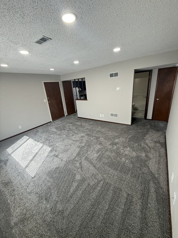 46 Bradford - Photo 2 of 9