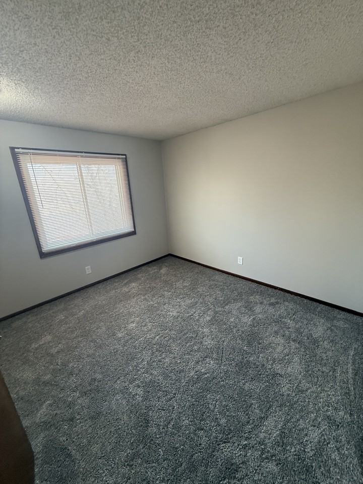 46 Bradford - Photo 3 of 9