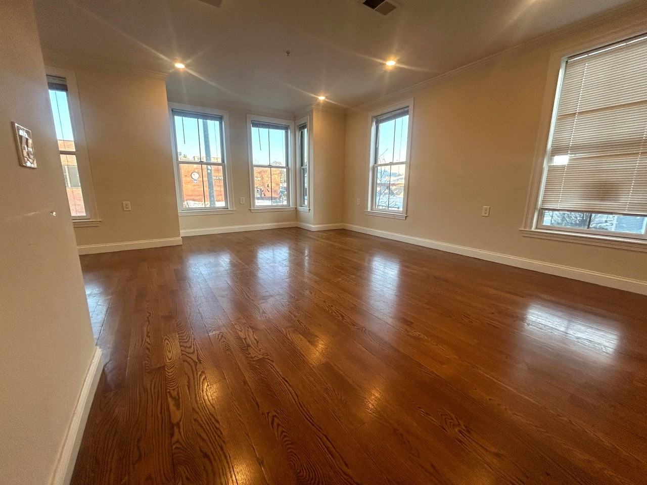 2747 Washington Street - Photo 3 of 14