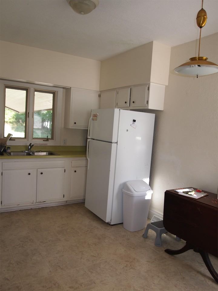 West Street N 187 - Photo 3 of 41