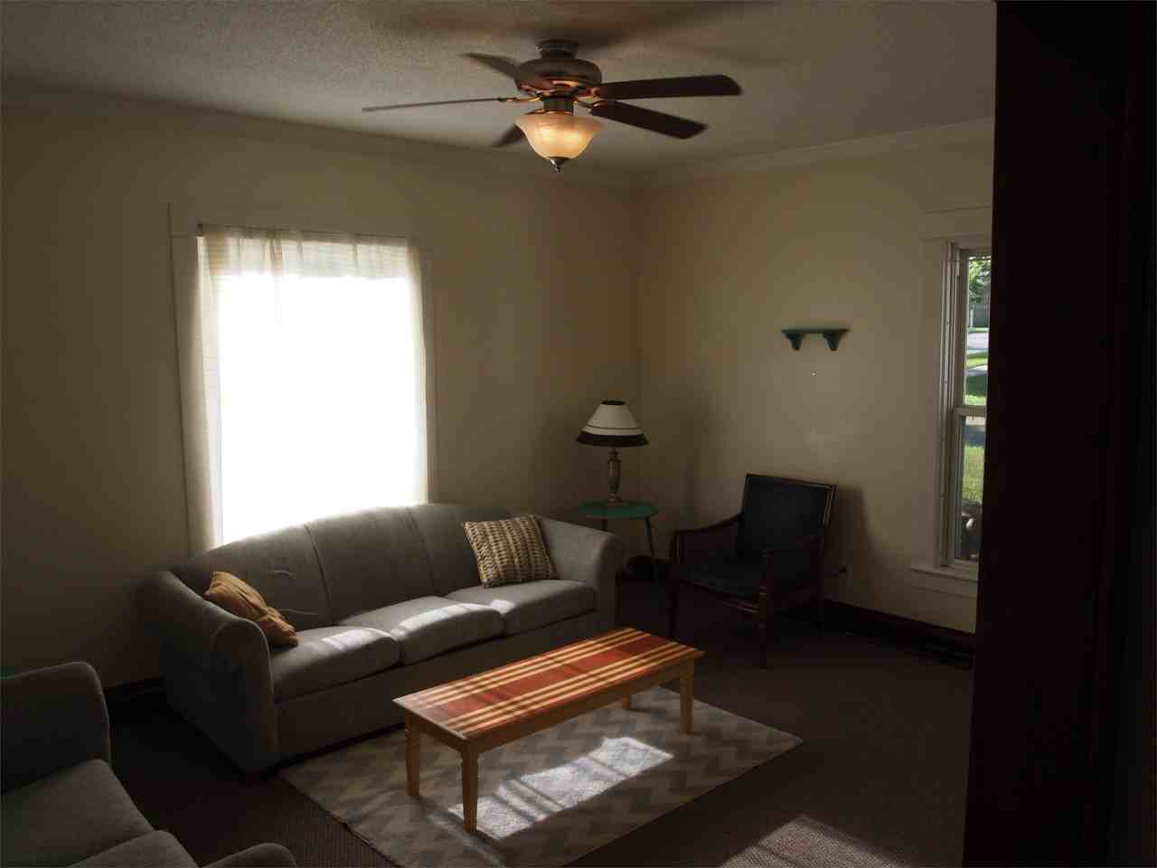 West Street N 187 - Photo 4 of 41