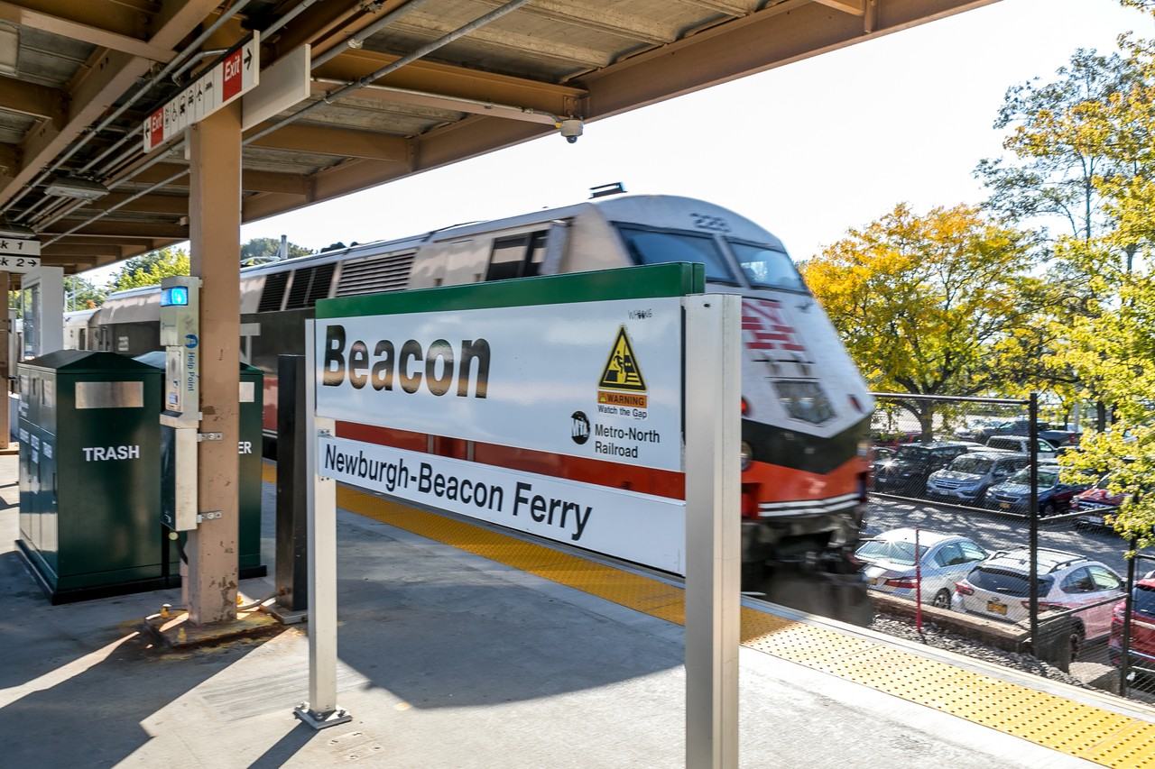 24 Edgewater Place - Photo 7 of 39