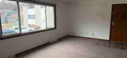 906 5th Avenue South - Photo 3 of 32