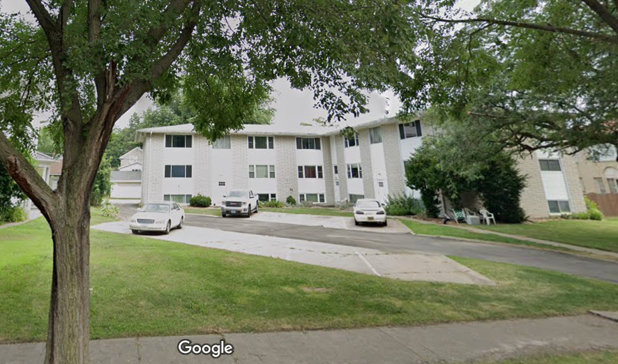 906 5th Avenue South - Photo 5 of 32