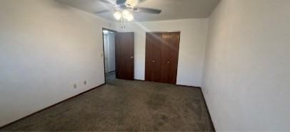 906 5th Avenue South - Photo 7 of 32