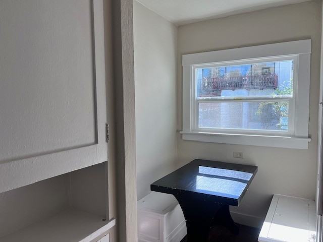 WLNT - Photo 3 of 10