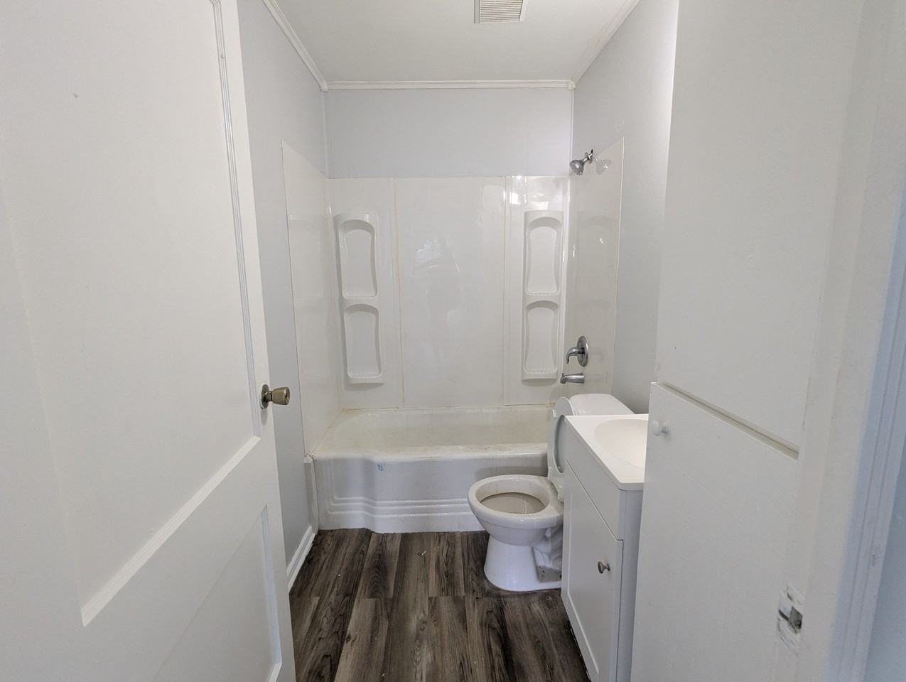 281 S Hampton Rd #1 - Photo 5 of 14