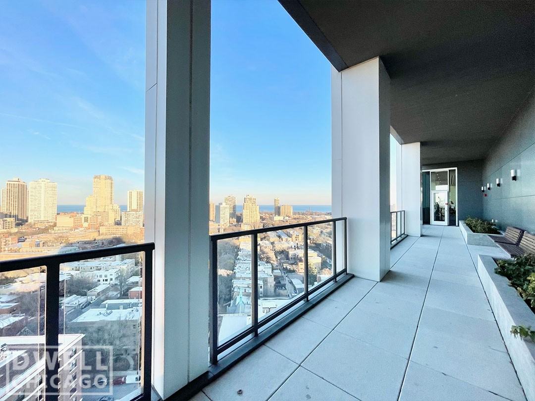 W Webster Ave & N Burling St #902 - Photo 7 of 12