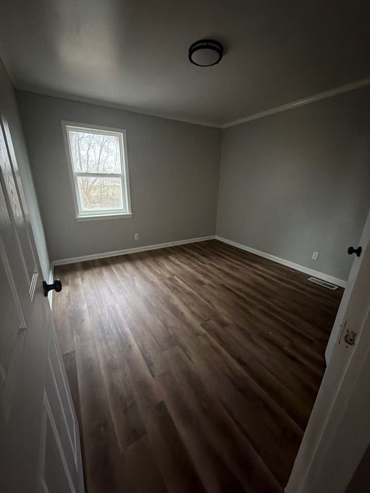 1170 Westmoreland St #1 - Photo 5 of 6