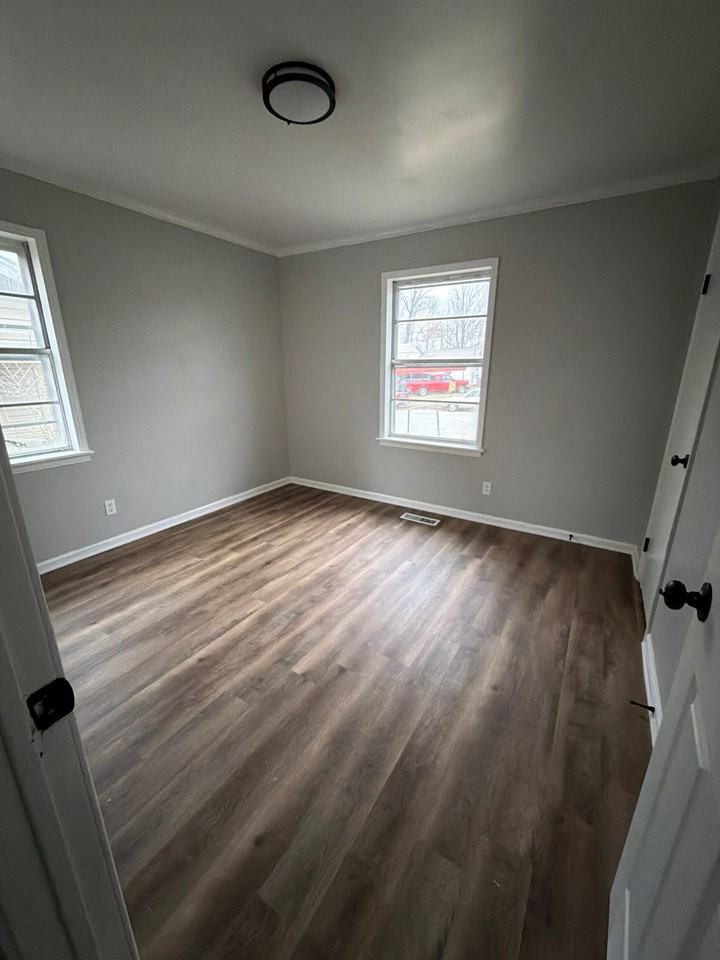 1170 Westmoreland St #1 - Photo 6 of 6