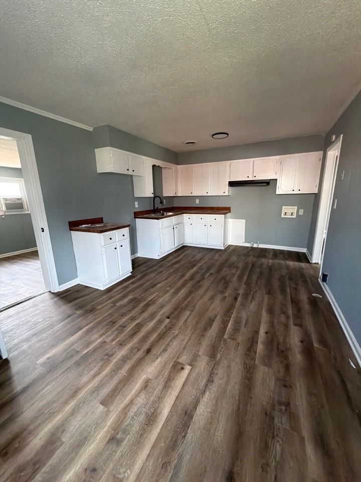 150 Tisdale St #1 - Photo 3 of 6