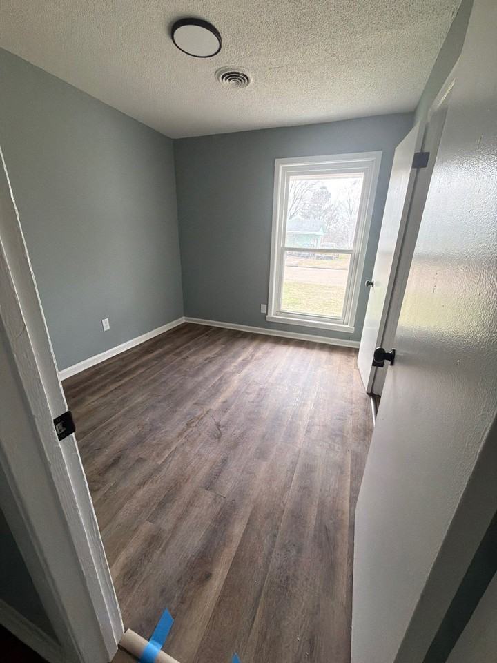 150 Tisdale St #1 - Photo 6 of 6