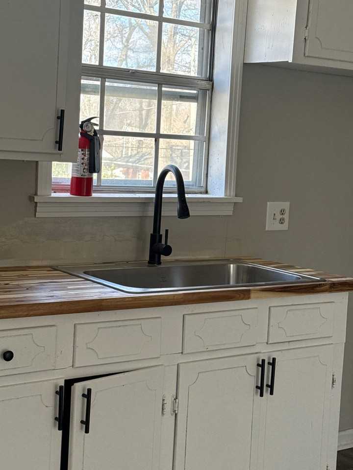 40 W Cooper St #1 - Photo 2 of 4