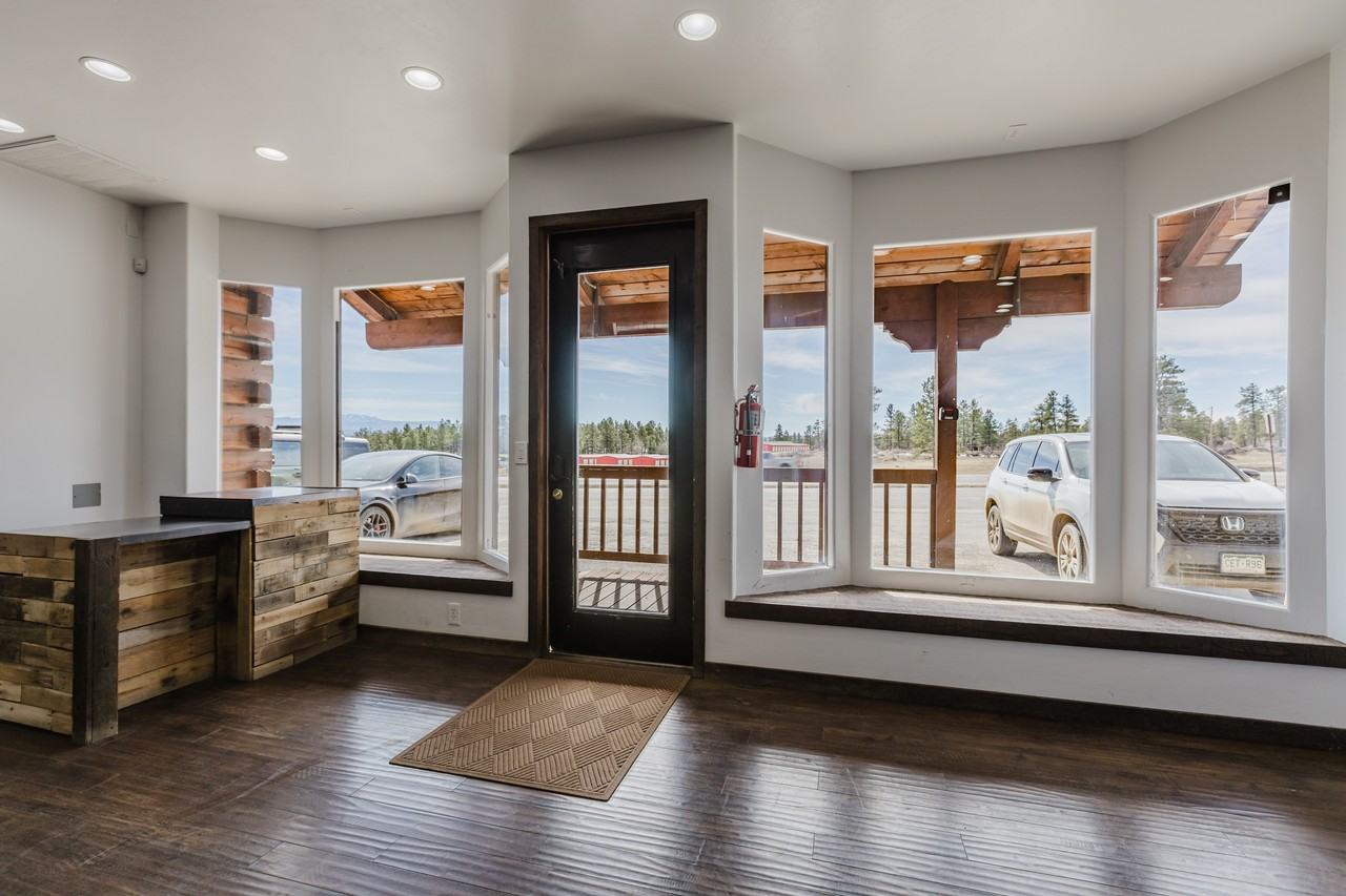 2147 Eagle Dr #ALL - Photo 3 of 18