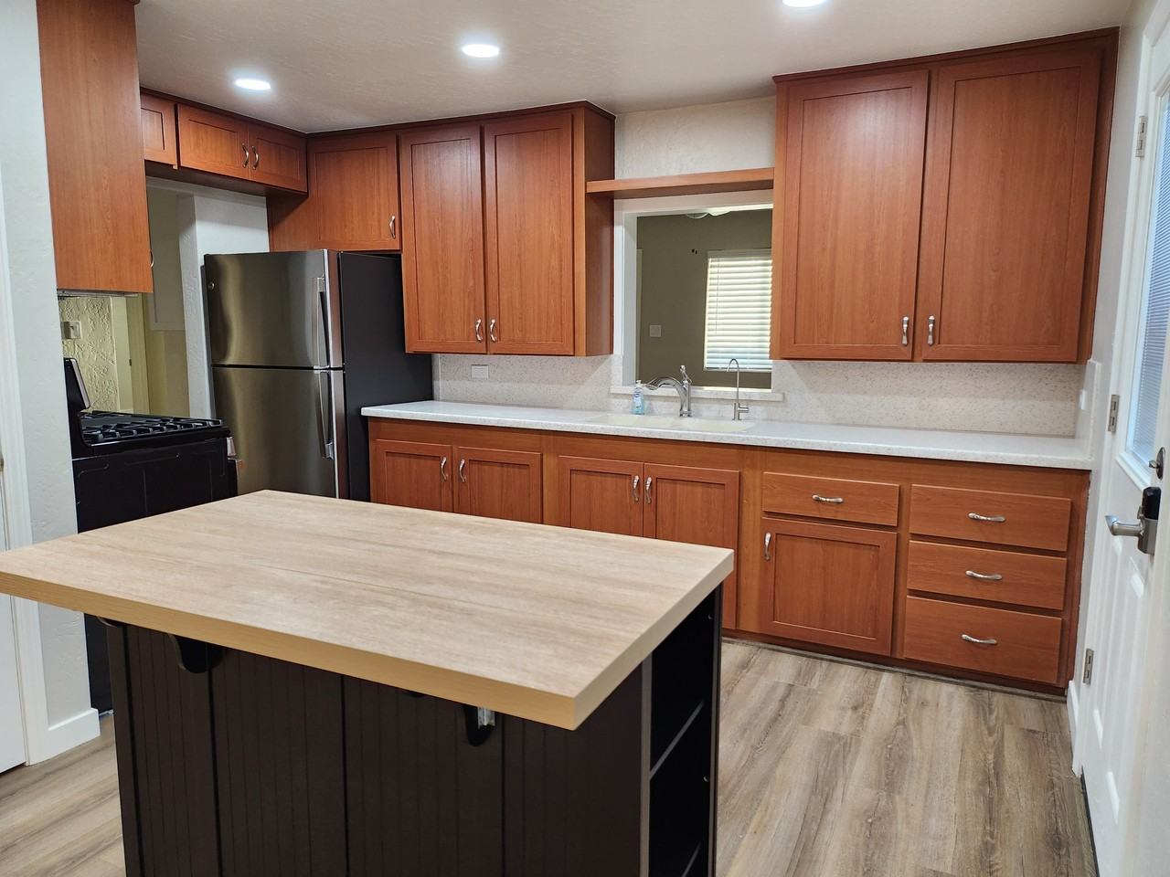 17507 S Highland Ave #1 - Photo 3 of 21