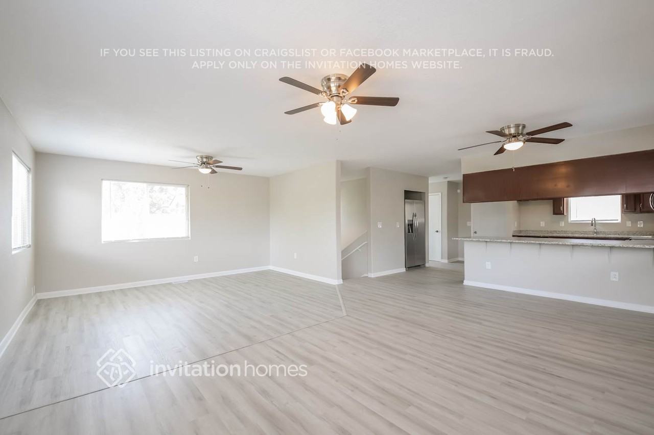 1850 W Mosier Pl - Photo 5 of 15