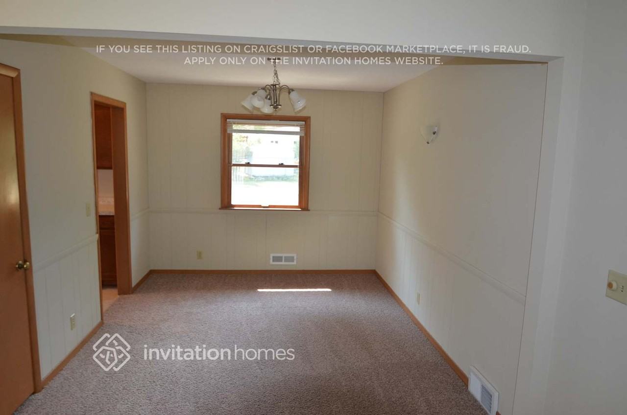 8532 Thomas Ave S - Photo 3 of 12