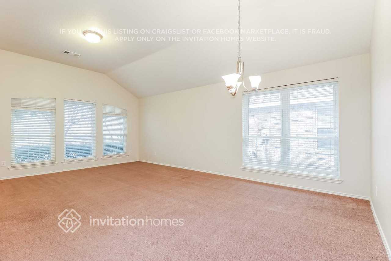 9713 Westmere Ln - Photo 2 of 14