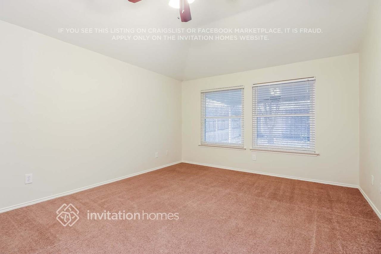 9713 Westmere Ln - Photo 7 of 14