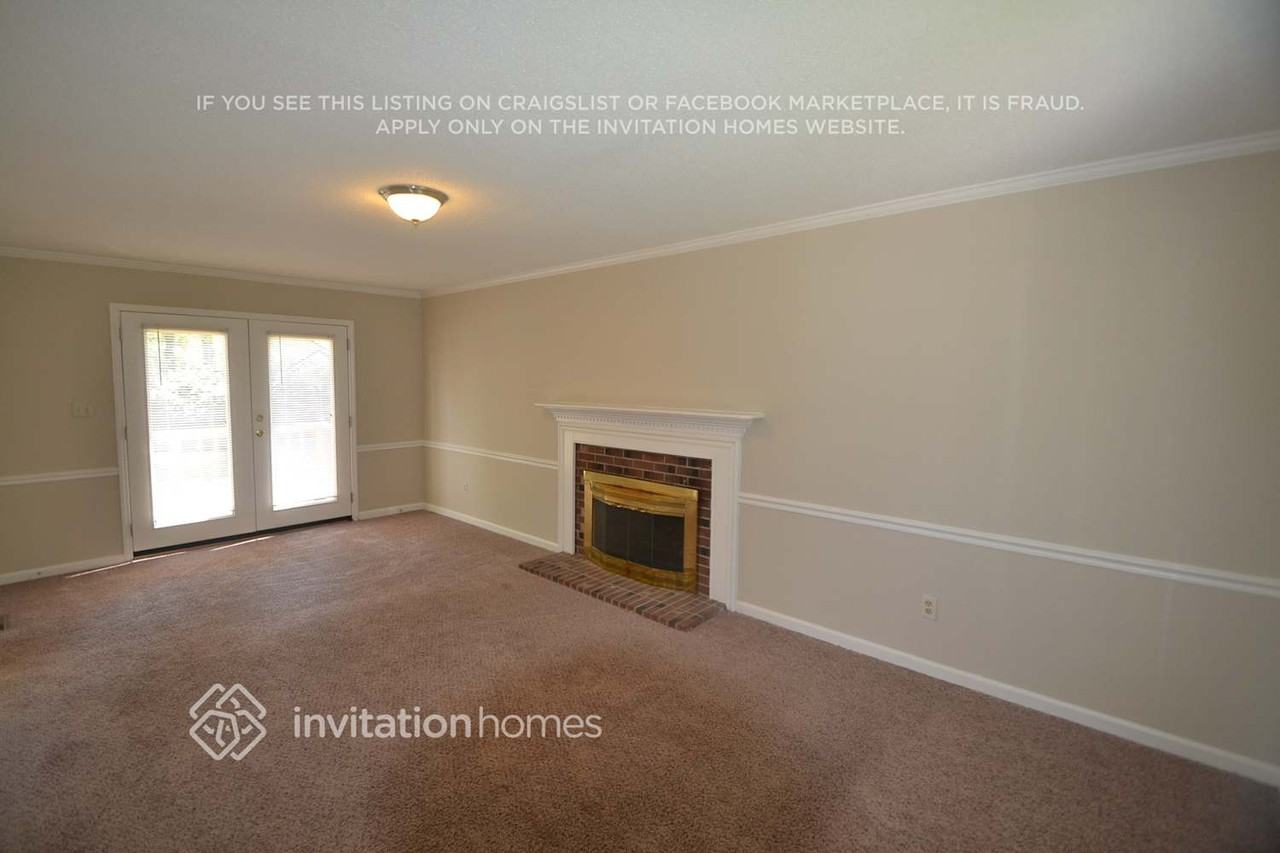 7220 Ewing Pl - Photo 4 of 17