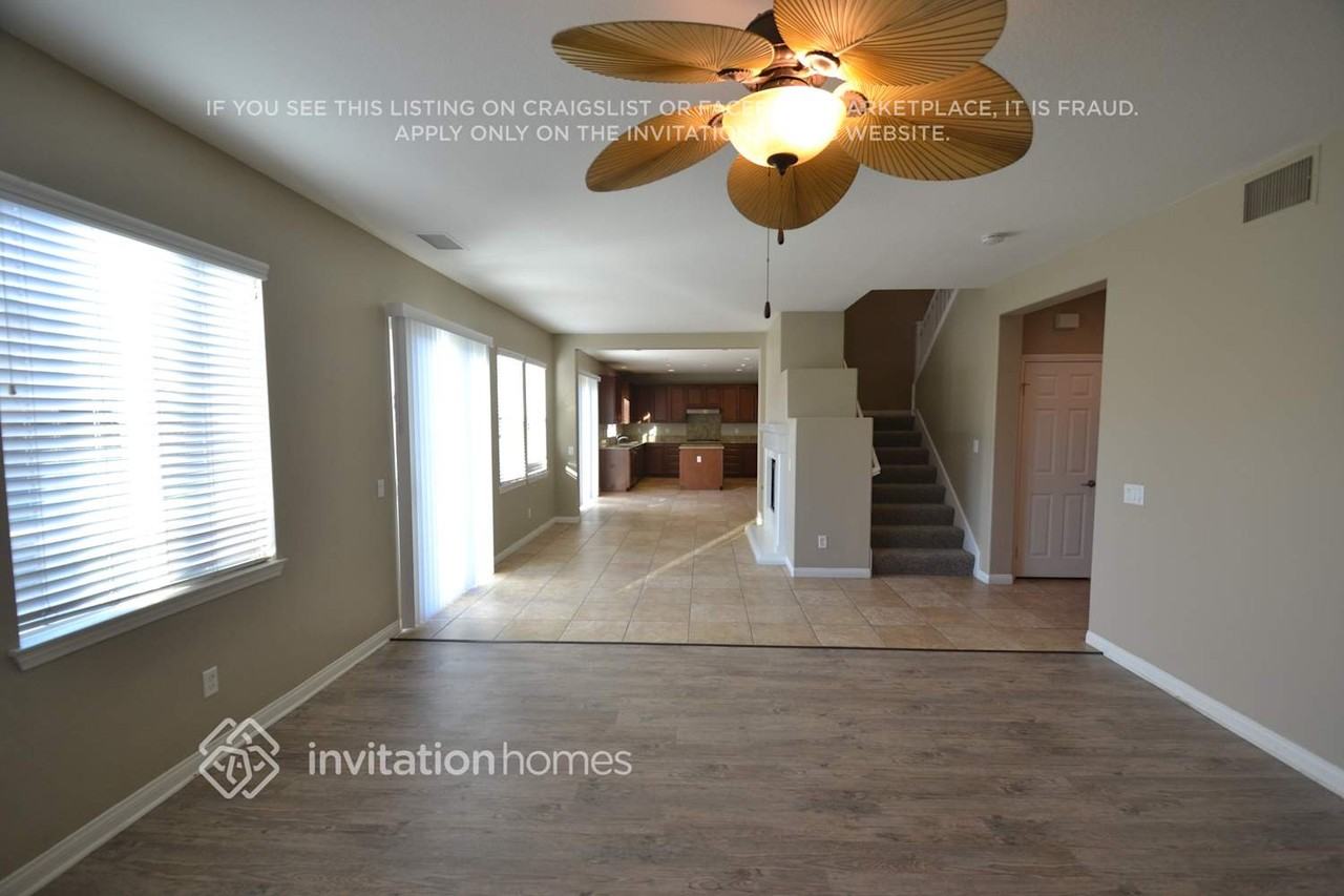 32626 Spun Cotton Dr - Photo 4 of 17