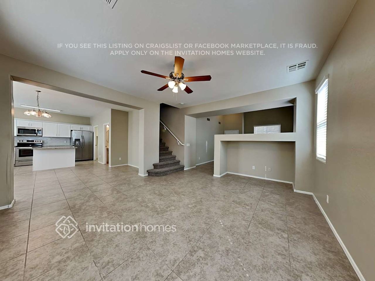 17503 W Lisbon Ln - Photo 7 of 19