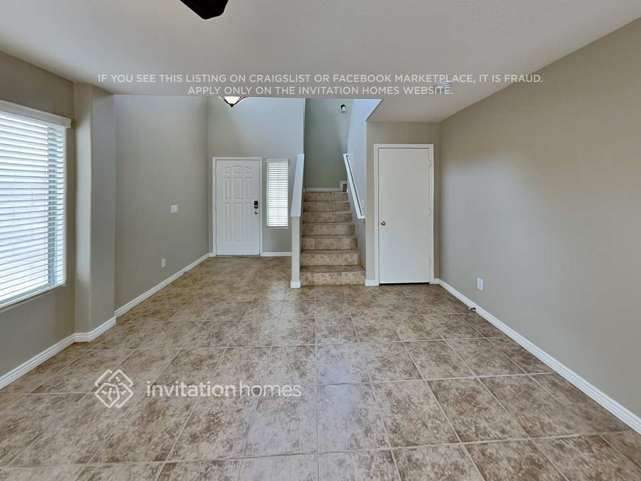 12533 W Reade Ave - Photo 4 of 18