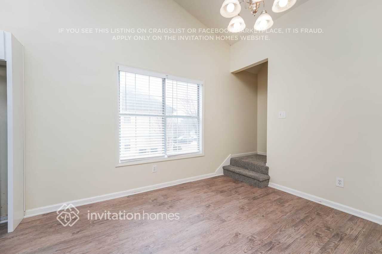 1429 Fall River Dr - Photo 7 of 18