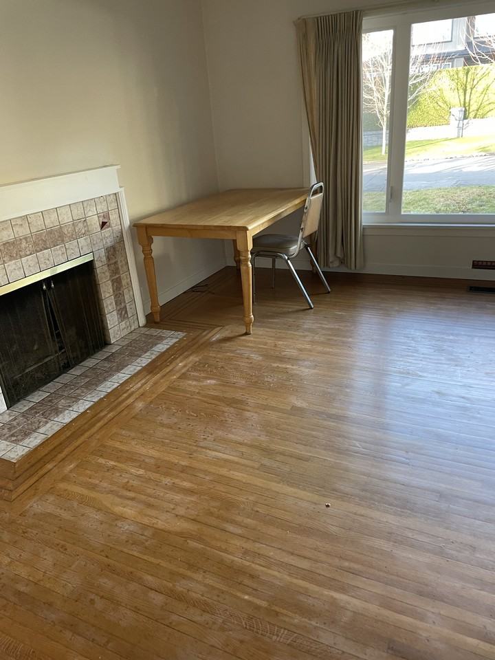 1842 63rd Ave W #1 - Photo 3 of 7