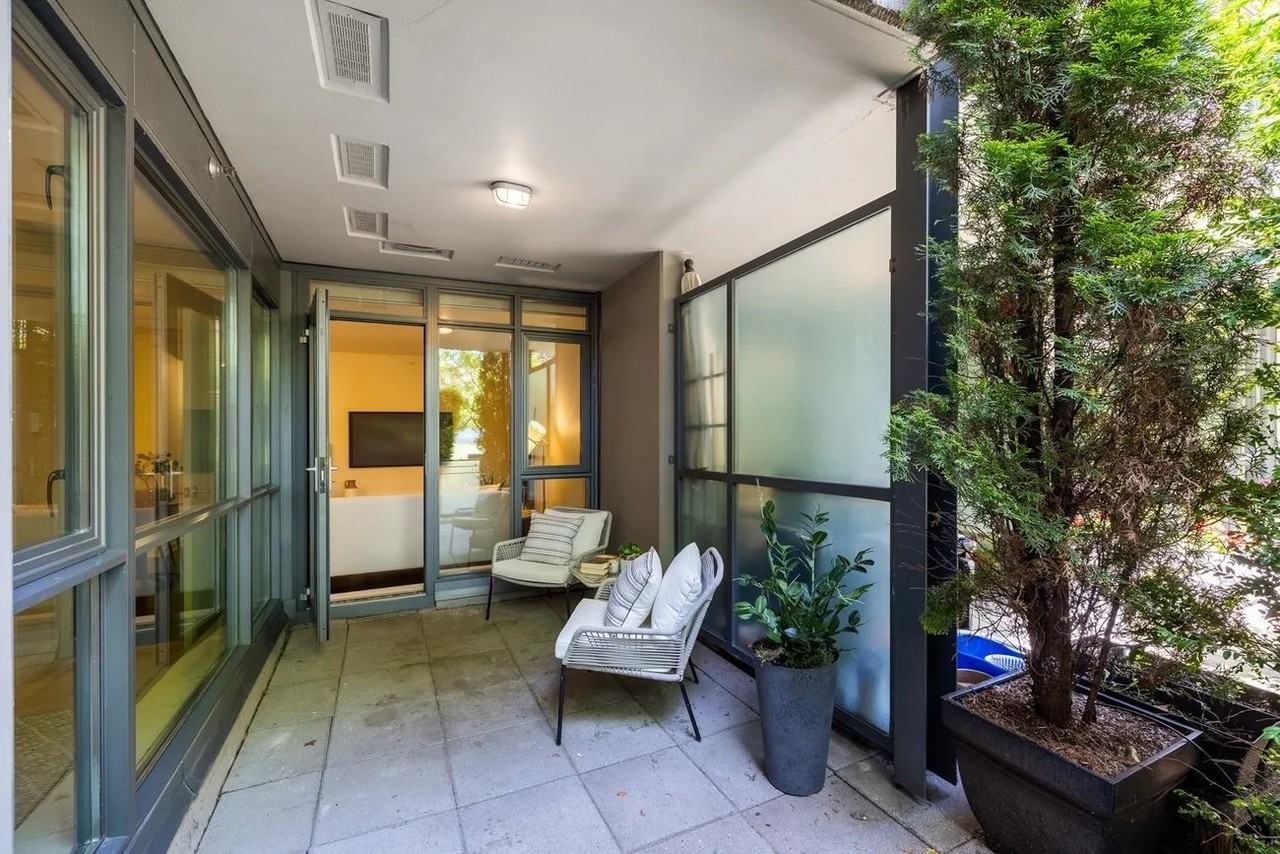 750 12th Ave W - Photo 3 of 9