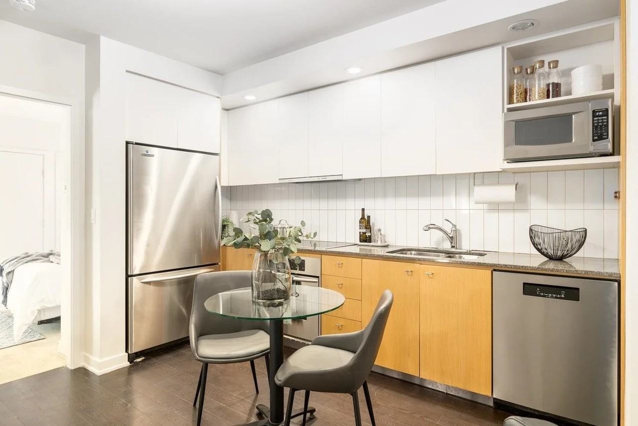 750 12th Ave W - Photo 5 of 9