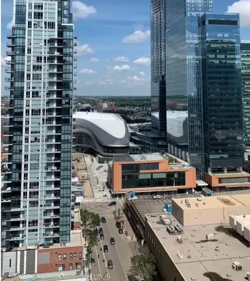 10180 103 St Nw - Photo 2 of 20