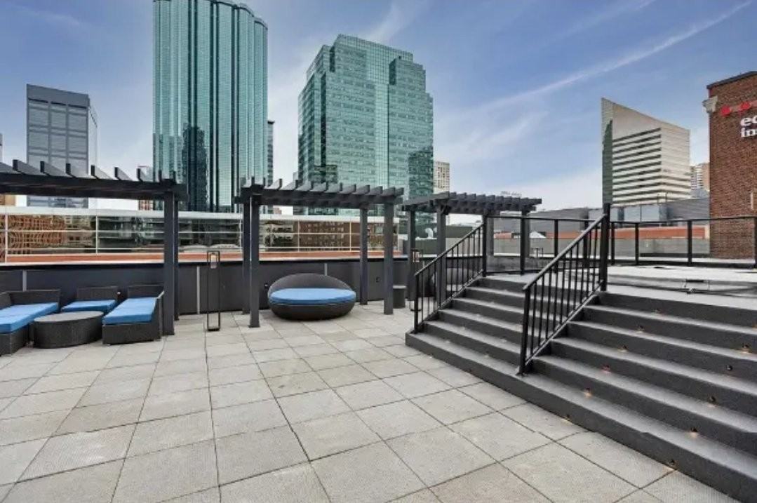 10180 103 St Nw - Photo 6 of 20