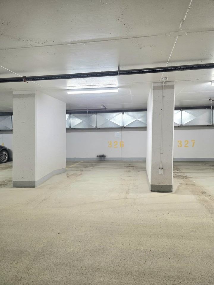 10180 103 St Nw - Photo 7 of 20