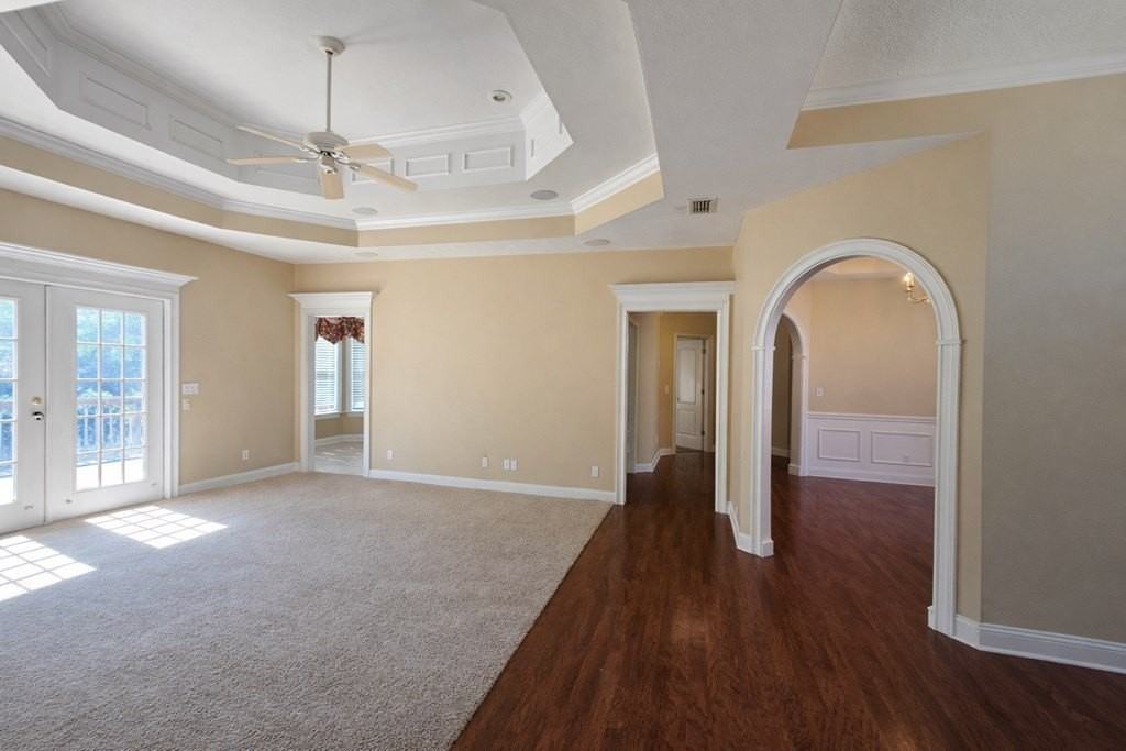 252 Winnstead Dr - Photo 3 of 27