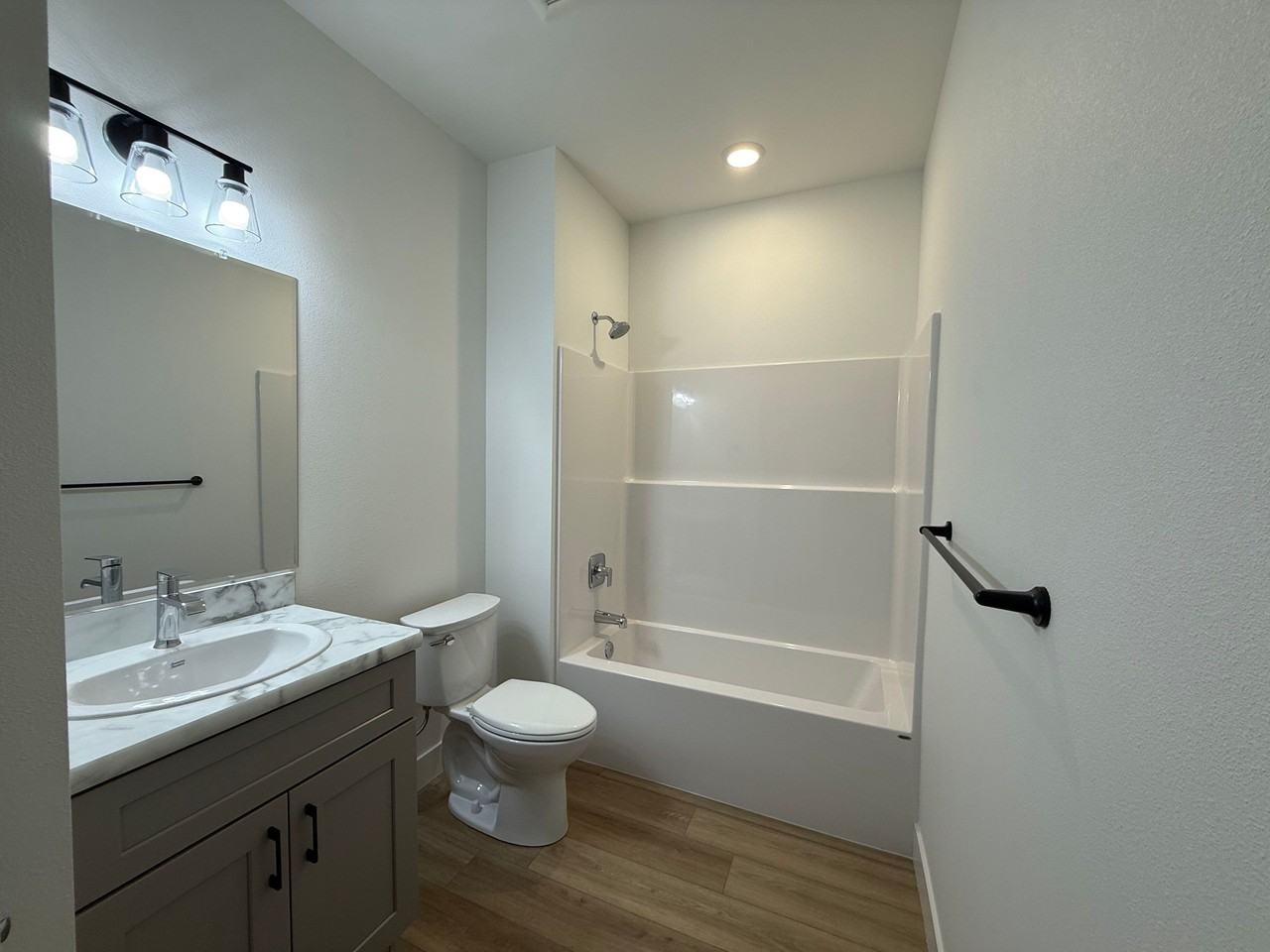 2519 Arnold Ln #1 - Photo 6 of 12